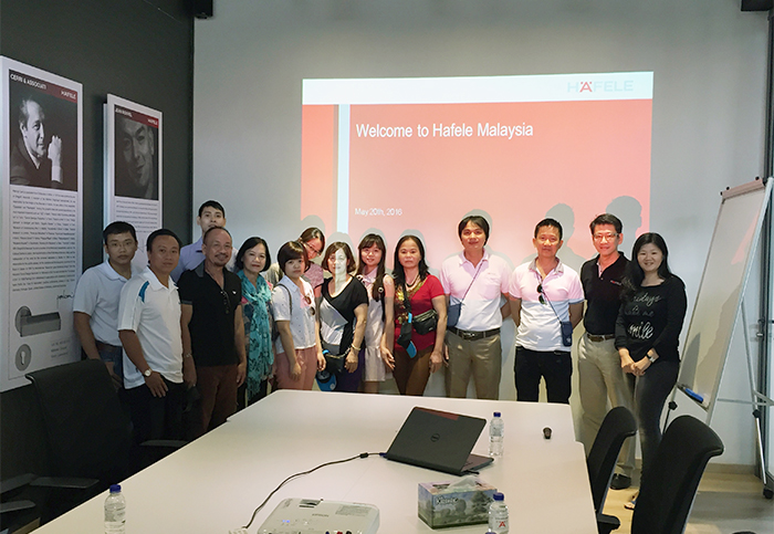 11 Excellent Sales Achievement Dealers' Visit from Häfele Vietnam